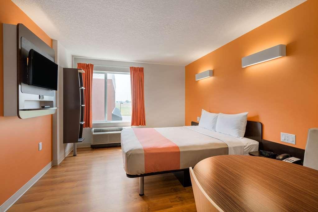 Motel 6 Airdrie Cameră foto